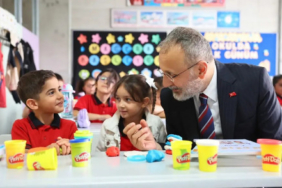 18765-baskan-ozmen-ilkogretim-haftasi-heyecanini-og-20260916-130931-eyupsultan-haberler_500x294.jpg
