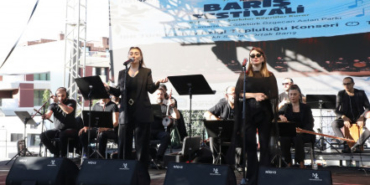 18771-eyupsultanda-baris-festivali-coskusu-20260920-132106-eyupsultan-haberler_500x294.JPG
