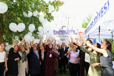 18775-eyupsultanda-dunya-alzheimer-gununde-anlamli-20260921-144405-eyupsultan-haberler_500x294.jpeg