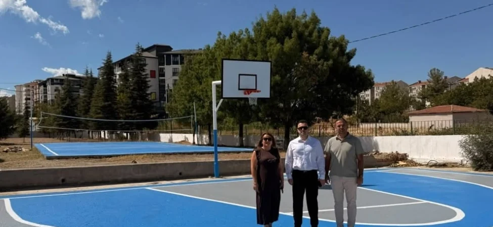 20260910-kesandaki-meslek-lisesine-yeni-basketbol-ve-voleybol-sahalari-507249.webp.webp