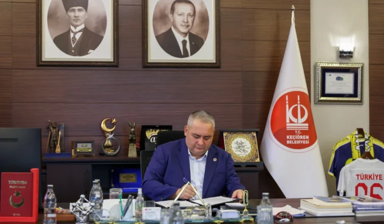 20260923-surdurulebilir-kent-kecioren-baskan-ozarslan-uluslararasi-iklim-taahhudune-imza-atti-372420.webp