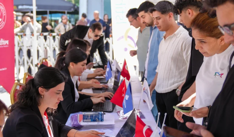 20260925-ibbden-istanbullulara-istihdam-ve-kariyer-destegi-855583.webp.webp