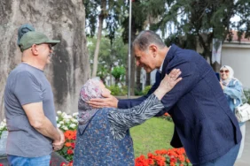 20260925-izmir-buyuksehirden-emeklilere-yonelik-destek-programi-suruyor-600374.webp.webp