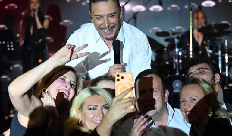 20260928-cenk-eren-30-yillik-muzik-kariyerini-ozel-konserle-taclandiracak-632535.webp.webp