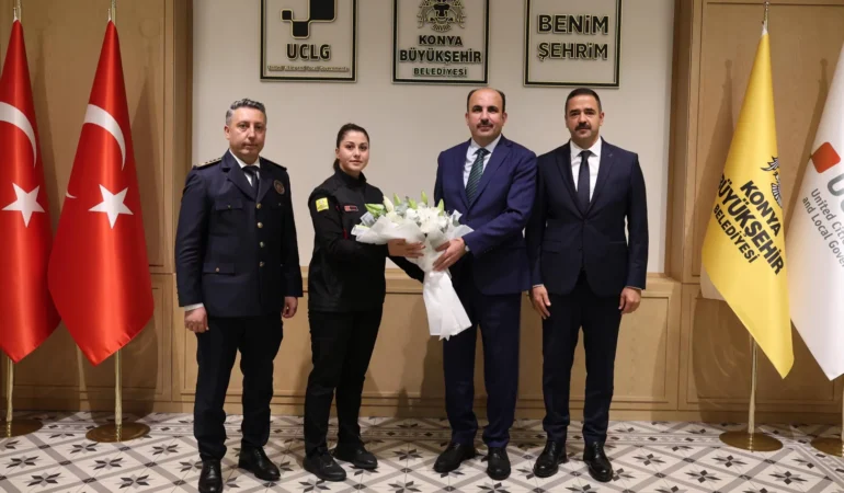 20260929-baskan-altay-itfaiye-haftasinda-teskilatla-bulustu-641859.webp.webp