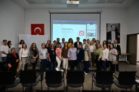 20260930-manisada-kadin-kooperatiflerine-kadin-eli-destegi-194151.webp.webp