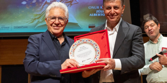 10. İzmir Uluslararası Edebiyat Festivali Sanatseverlerle Buluştu