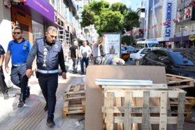 buyuksehir-ve-emniyet-ten-kaldirim-isgallerine-ortak-denetim-3-1789979402-735-x750.jpeg