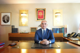 1790923931-k-lt-r-ve-tur-zm-bakani-mehmet-nur-ersoy-1790934889-294-x750.jpeg