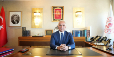 1790923931-k-lt-r-ve-tur-zm-bakani-mehmet-nur-ersoy-1790934889-294-x750.jpeg