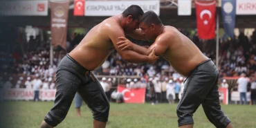 20260922-tezcan-karakutuk-kirkpinarin-prestijine-golge-dusurulmemeli-586540.webp.webp
