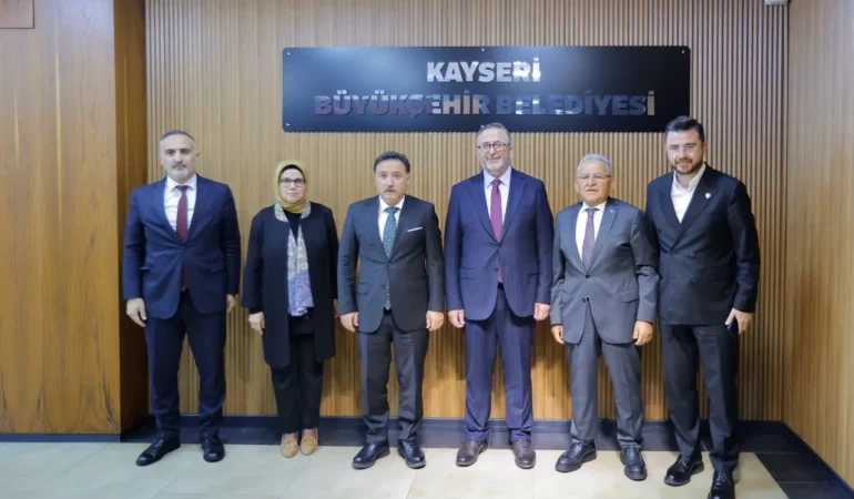 20261001-bakan-yardimcisi-yilmazdan-baskan-buyukkilica-ziyaret-533937.webp.webp
