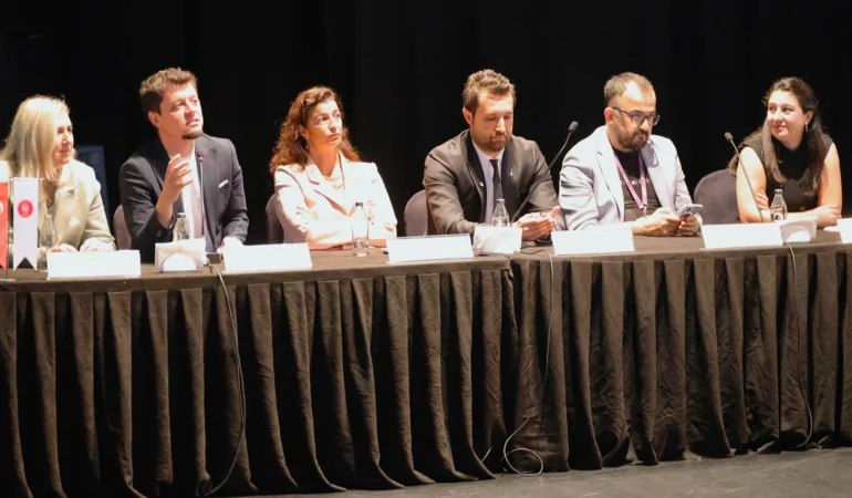 20261002-keciorende-dunya-yaslilar-gunune-ozel-panel-277782.webp.webp