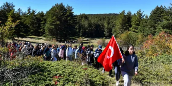 Ankara’da Üniversiteliler Doğayla Buluştu: Rota Işık Dağı