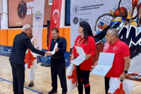 20261008-50-yillik-karate-emegine-anlamli-odul-374846.webp.webp