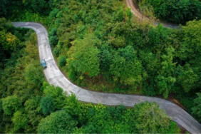 20261008-ikizce-tombaslida-beton-yol-calismasi-basladi-344386.webp.webp