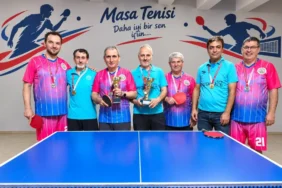 20261008-kamu-spor-oyunlarinda-masa-tenisinde-erzurum-il-saglik-mudurlugu-sampiyon-851592.webp.webp