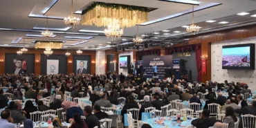 20261019-baskan-ahmet-akin-muhtarlar-ve-aileleriyle-bir-araya-geldi-694547.webp.webp