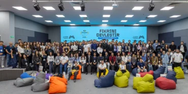 20261019-devfest-mersin-2026-teknoloji-tutkunlarini-bir-araya-getirdi-312521.webp.webp