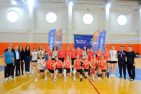 20261021-izmirde-kadinlar-voleybol-sampiyonu-il-mill-egitim-mudurlugu-oldu-86045.webp.webp