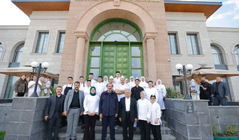 20261026-masterchef-jurisinden-kayserinin-gastronomi-vizyonuna-ovgu-966757.webp.webp