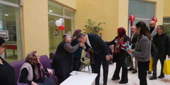 MHP Sultangazi’den Huzurevi Sakinlerine Gönül Ziyareti