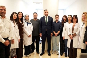 baskan-v-orhan-ata-akademi-de-genclerle-bulustu-6f7b83da-a53a-49dd-9709-9b880f5e0a72.jpg