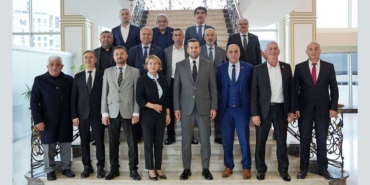 baskan-v-serdar-orhan-atasehirli-muhtarlarla-bulustu-e9a655e8-0178-41fe-862a-c68d956efbf2.jpg