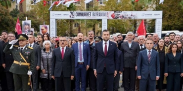 cumhuriyetin-103-yasi-atasehir-de-resmi-torenle-kutlandi-8ad5871d-9119-45ff-81c1-e420ca2d3b69.jpg