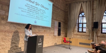 sultangazi-yazi-akademisinden-yetisen-genc-sairler-17-uluslararasi-istanbul-siir-ve-edebiyat-festiva.jpeg